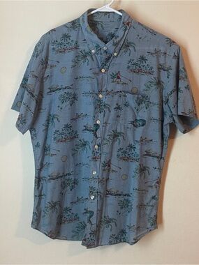 J. Crew Light Blue Island Print Short-Sleeve Button-Down Shirt